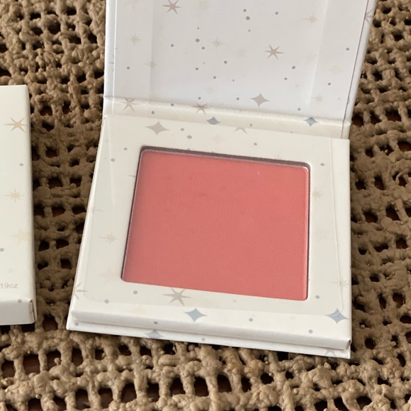 MOONSLICE BEAUTY PRESSED BLUSH IN GORGEOUS - Picture 5 of 6